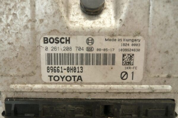 Unité de Contrôle Moteur (ECU) Bosch 1.0i 1KR 89661-0H013 0261208704 194366 – Image 2