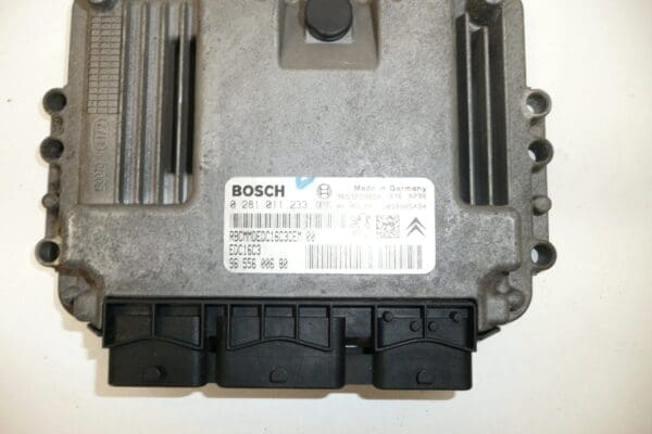 Unité de Contrôle Bosch EDC16C3 0281011233 1.6 HDI 1939AQ – Image 2