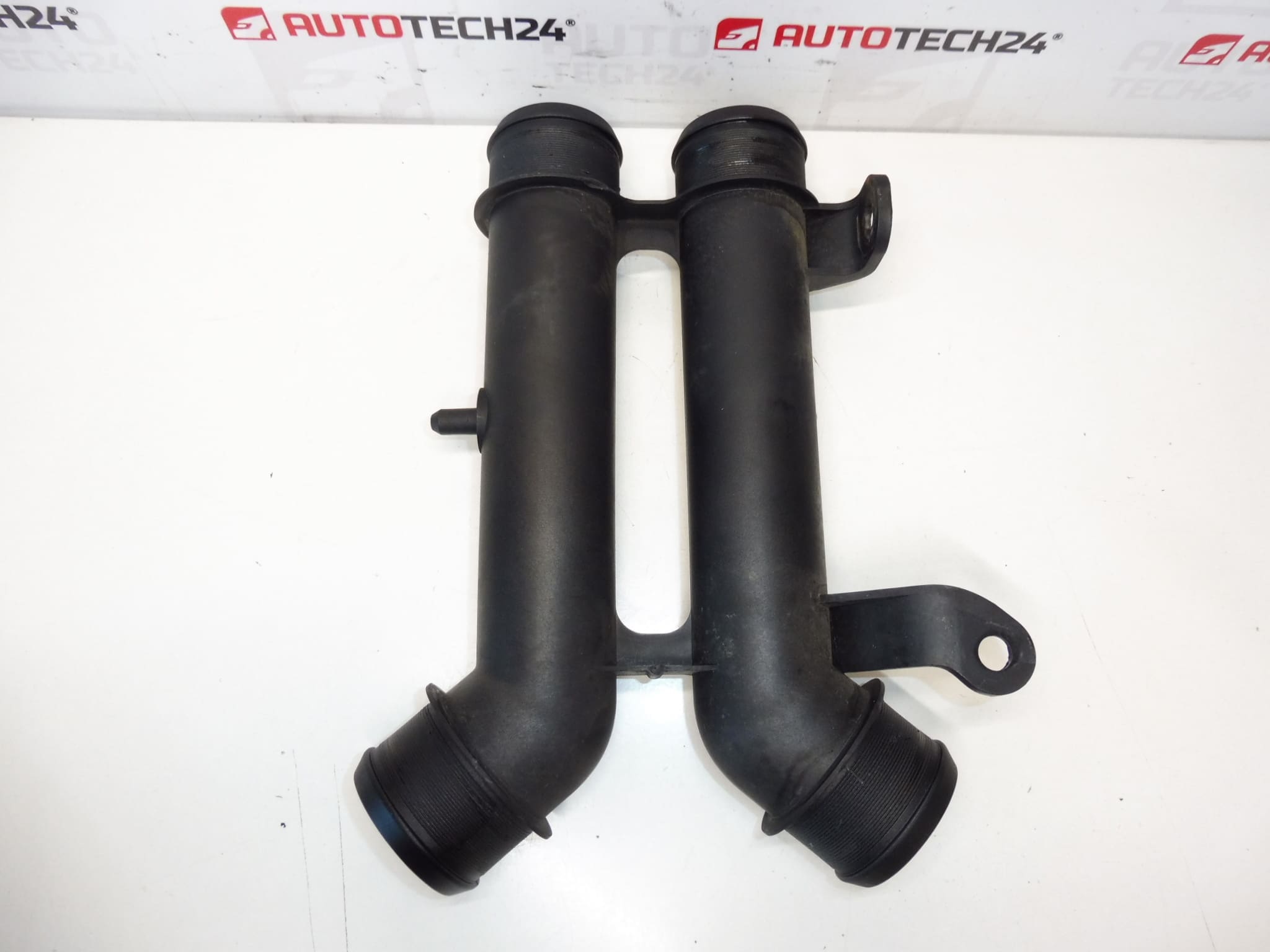 Raccord d'air 1.6 HDi pour Citroën et Peugeot 0382EE – Image 2