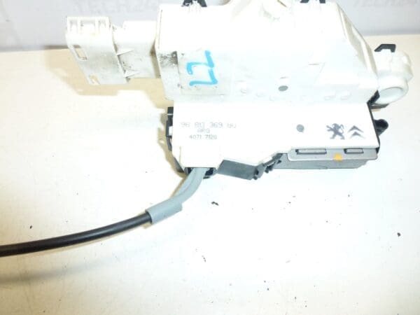 Serrure électrique de porte arrière gauche pour Citroën C4 9681336980 9137Q2 – Image 2