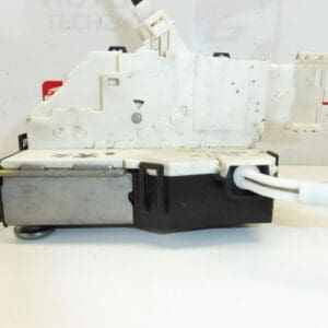 Serrure de porte droite Peugeot 407 9683417780 9136FE