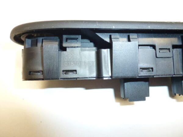 Commande de vitre Peugeot 307 96531124XT 6554KT