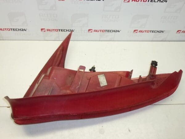 Feu arrière droit Peugeot 206 Combi 9641540577 6351R4 – Image 2