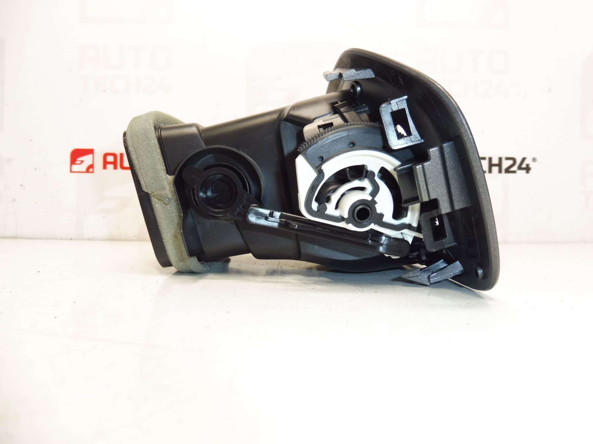 Buse d'aération Citroën C-Élysée Peugeot 301 9677287077 9677253777 – Image 2