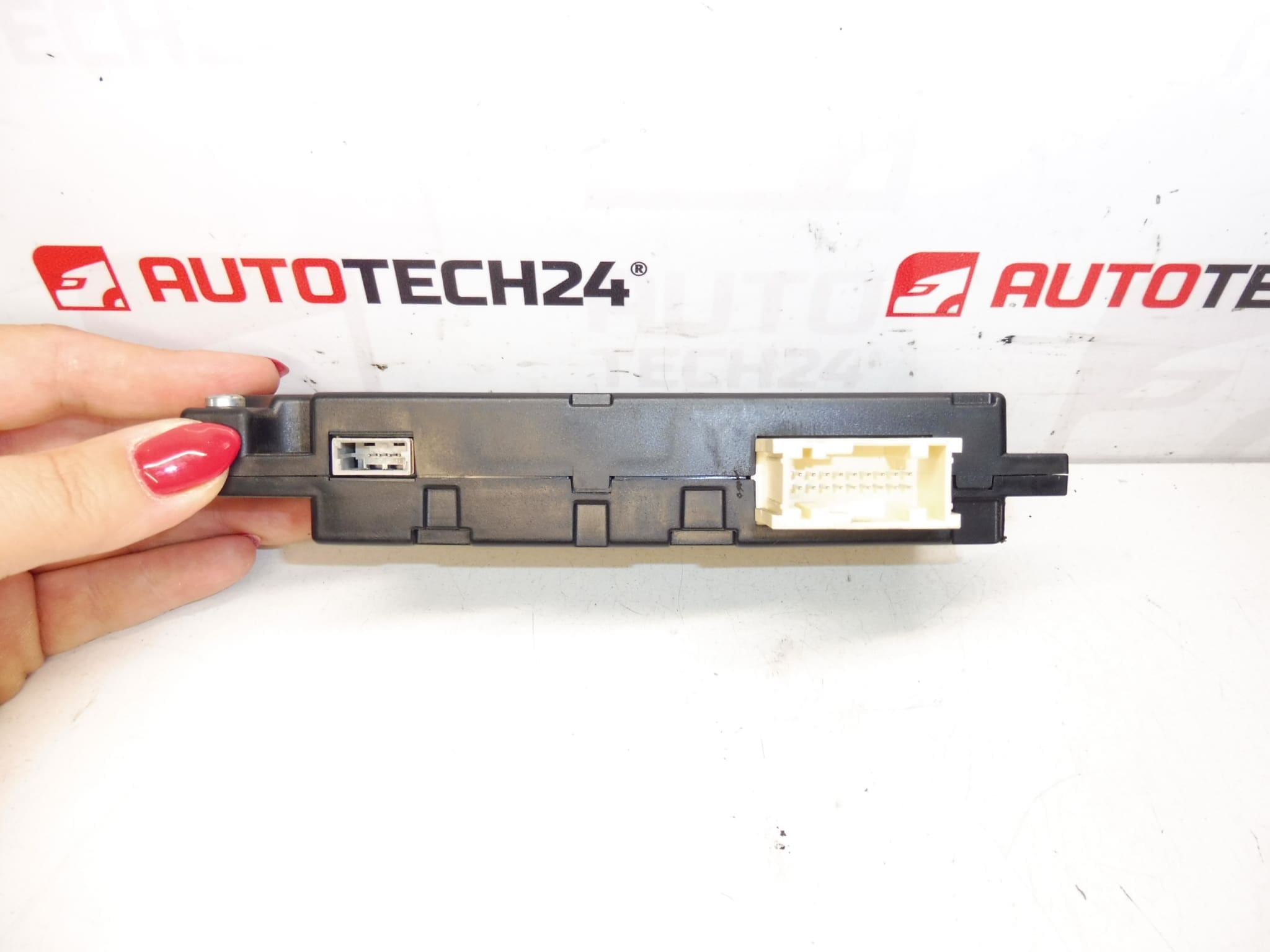 Module Bluetooth pour Citroën et Peugeot 9666001080 S180073001 6574KS – Image 2
