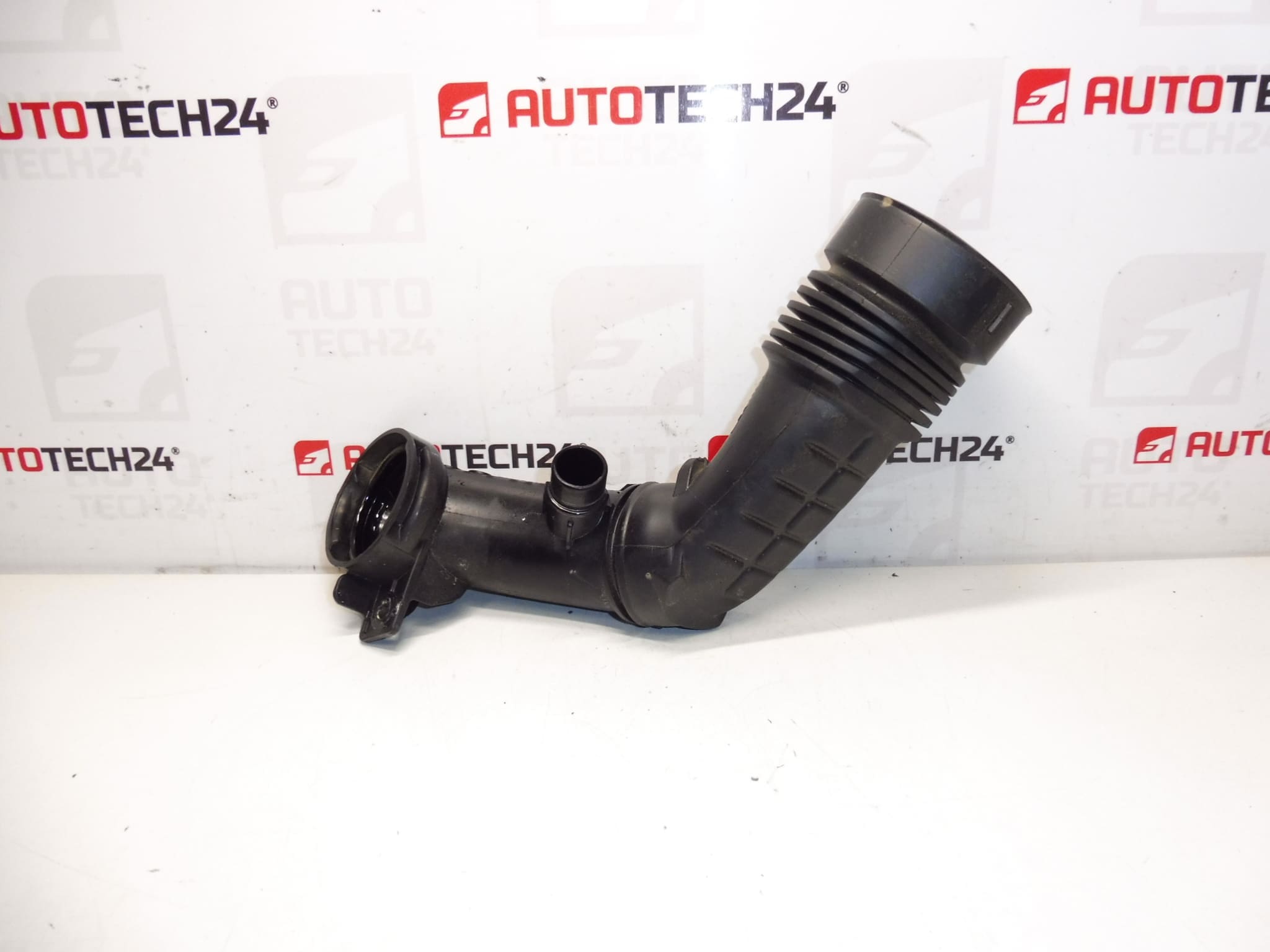 Raccordement air 1.5 HDI Citroën Peugeot 9810921180