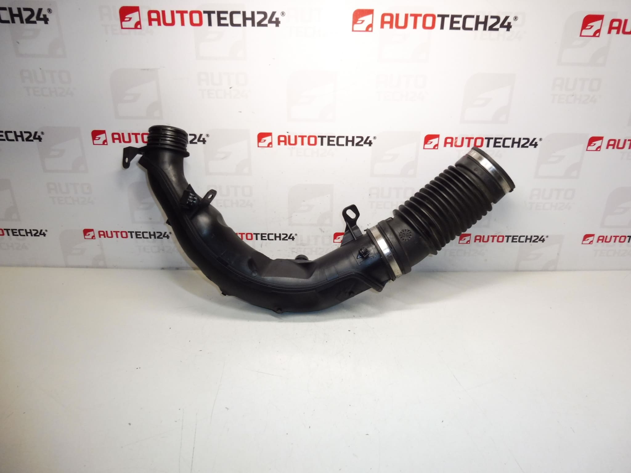 Raccordement air Citroën Peugeot 2.0 HDI RH02 9685498280 1434E6